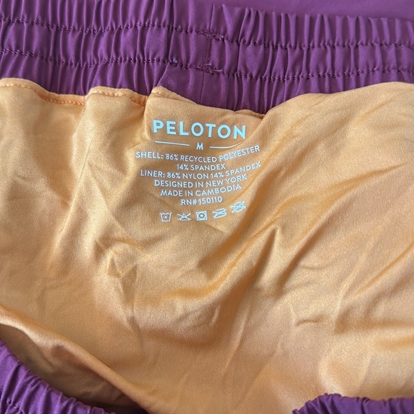 E Peloton burgundy/orange elastic drawstring waist technical fabric shorts. Med - Picture 5 of 5